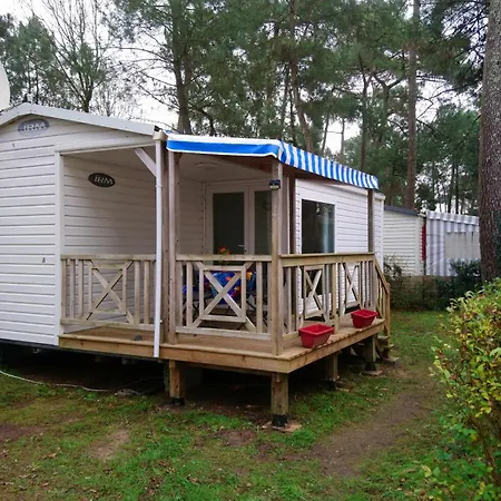 Mobil 4 Etoile Campsite *
